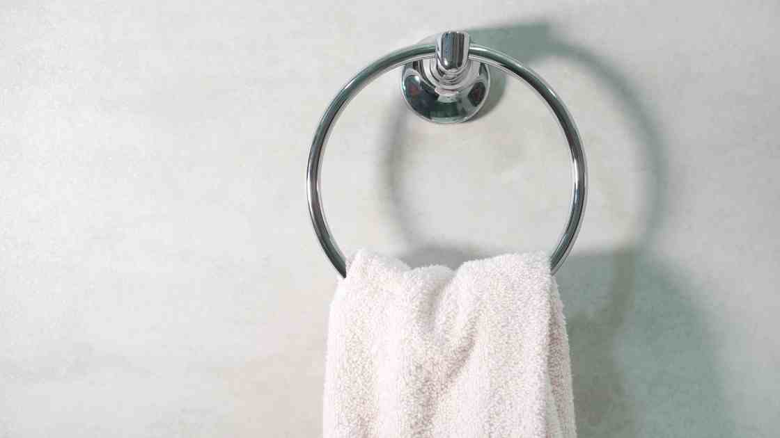 How to remove towel ring [DIY Solution]