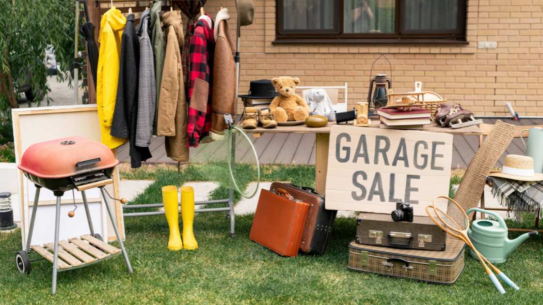 How Much to Sell DVDs for at a Garage Sale Pricing Guide